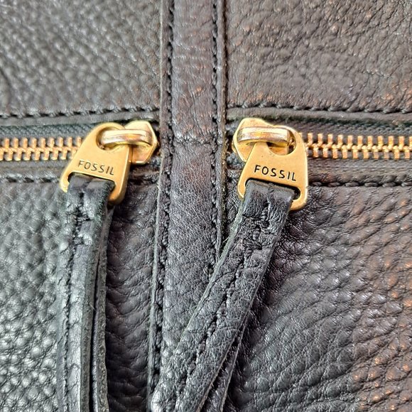 Fossil Black Pebbled Leather Crossbody Bag - Picture 5 of 11